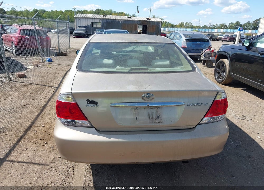 2005 TOYOTA CAMRY LE VIN: 4T1BE32K15U945867