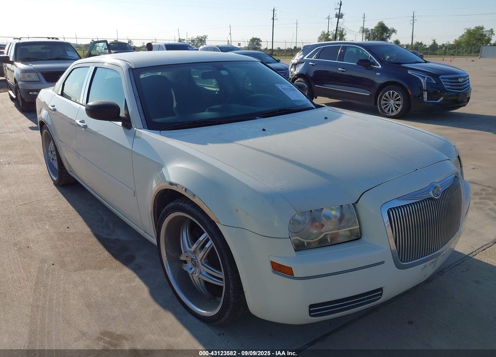 2006 CHRYSLER 300 VIN: 2C3KA43R26H367143