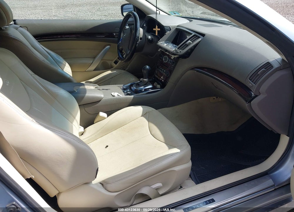 2010 INFINITI G37 VIN: JN1CV6FE4AM351768
