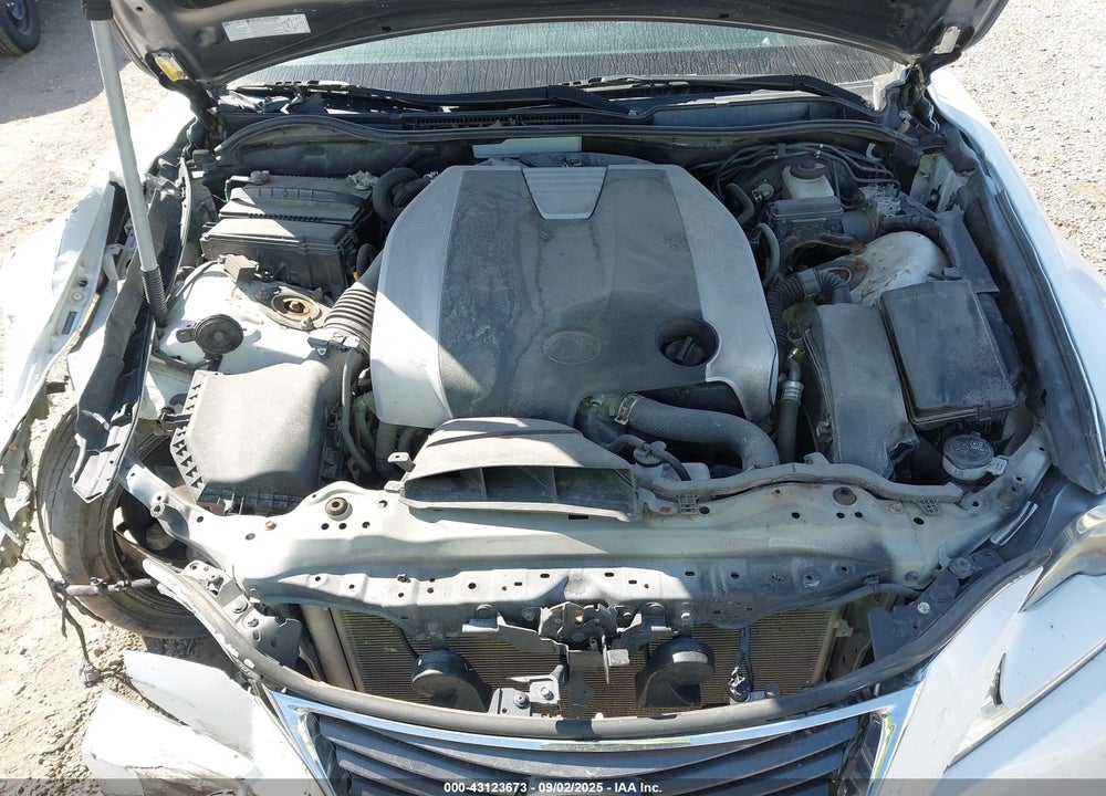 2016 LEXUS IS 300 VIN: JTHCM1D21G5010681
