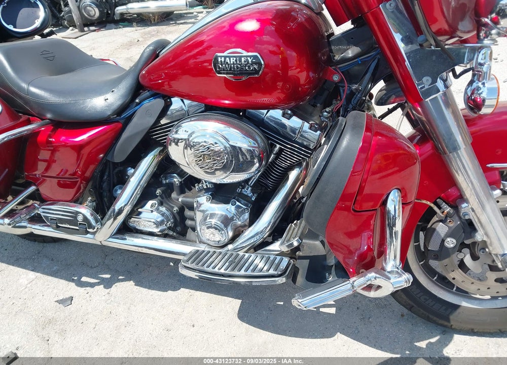 2008 HARLEY-DAVIDSON FLHTCUI VIN: 1HD1FC4198Y630988