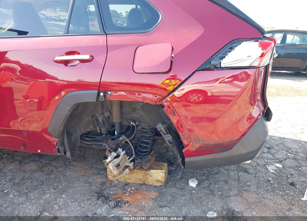 2021 TOYOTA RAV4 VIN: JTMY1RFV6MD063996