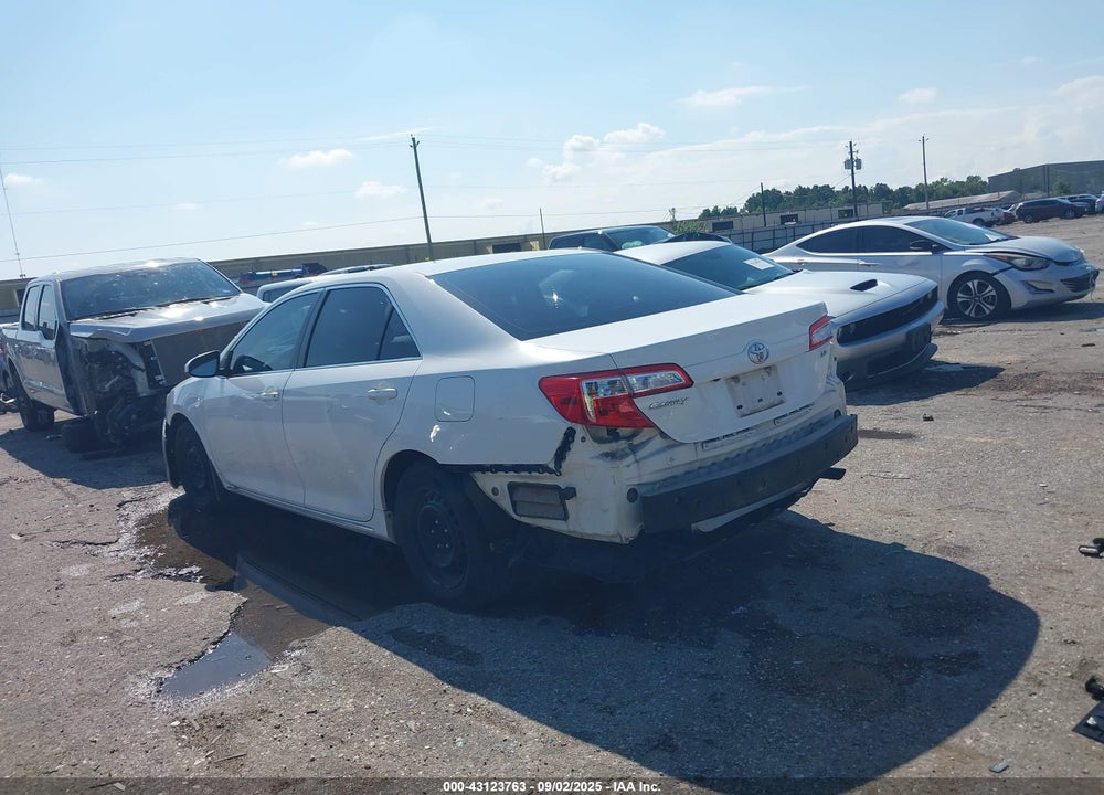 2014 TOYOTA CAMRY VIN: 4T4BF1FK8ER388442