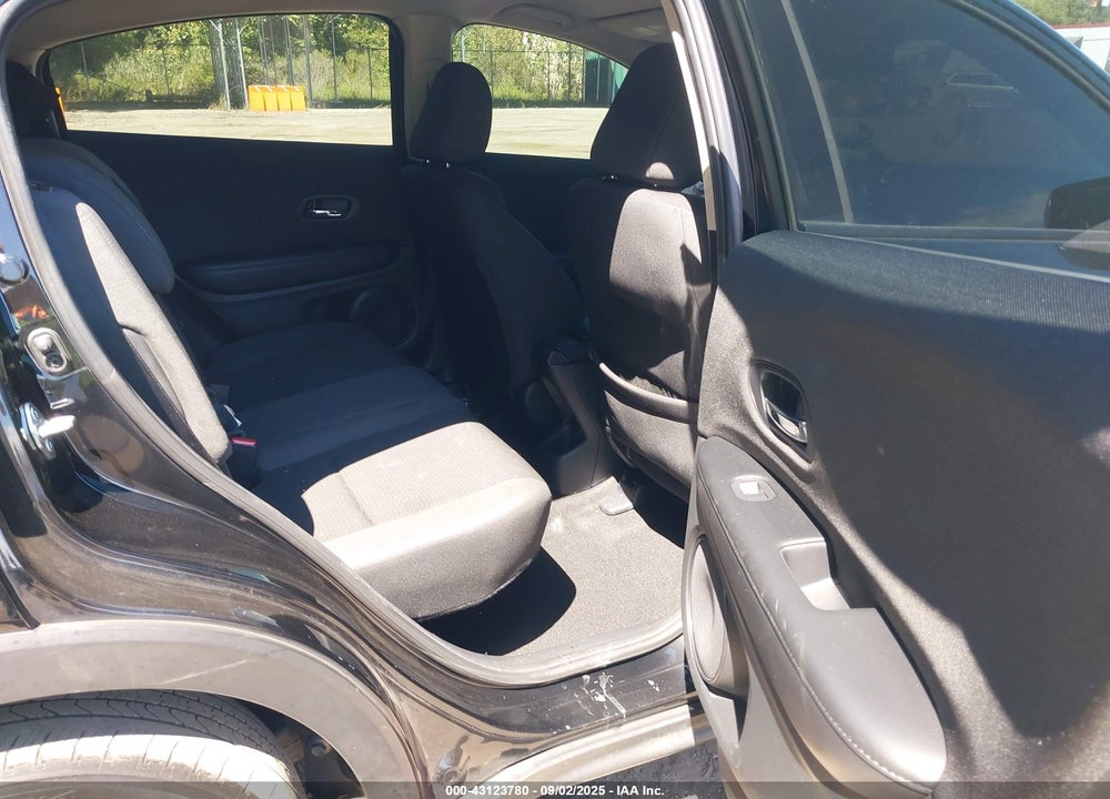 2022 HONDA HR-V VIN: 3CZRU6H35NM744799