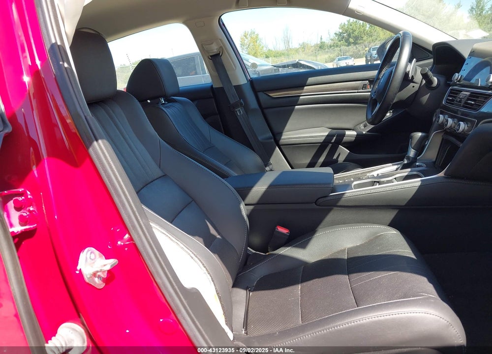 2021 HONDA ACCORD VIN: 1HGCV1F42MA003370