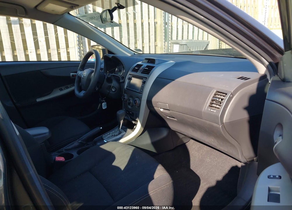2013 TOYOTA COROLLA S VIN: 2T1BU4EE3DC978965