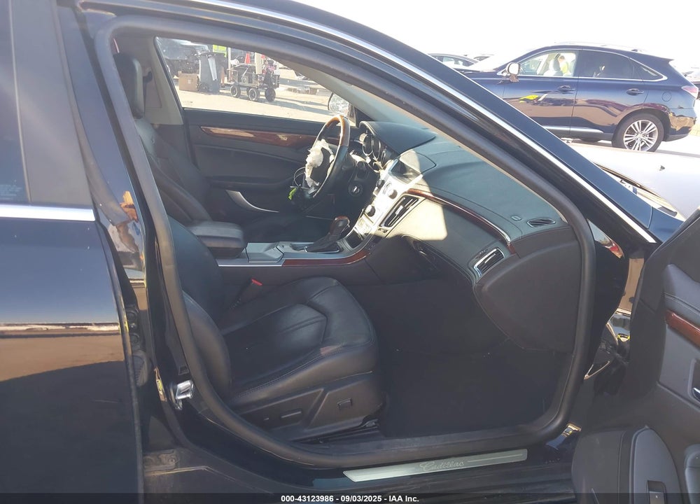 2011 CADILLAC CTS VIN: 1G6DP5ED7B0168018