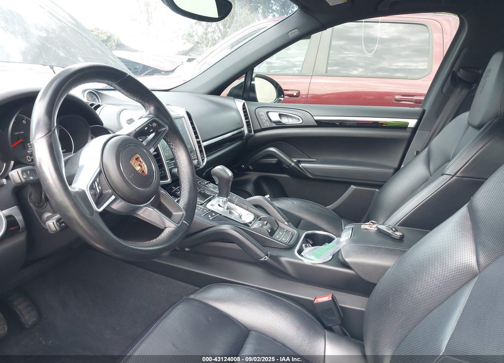 2017 PORSCHE CAYENNE VIN: WP1AA2A22HKA82938