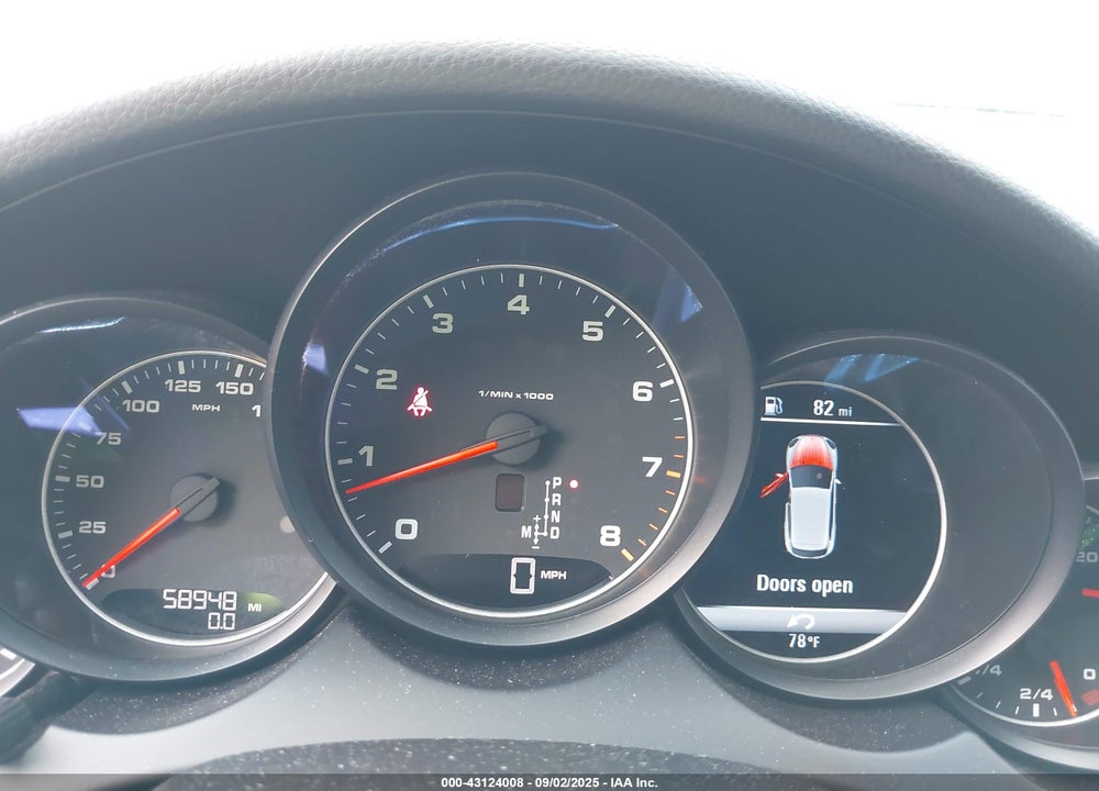 2017 PORSCHE CAYENNE VIN: WP1AA2A22HKA82938