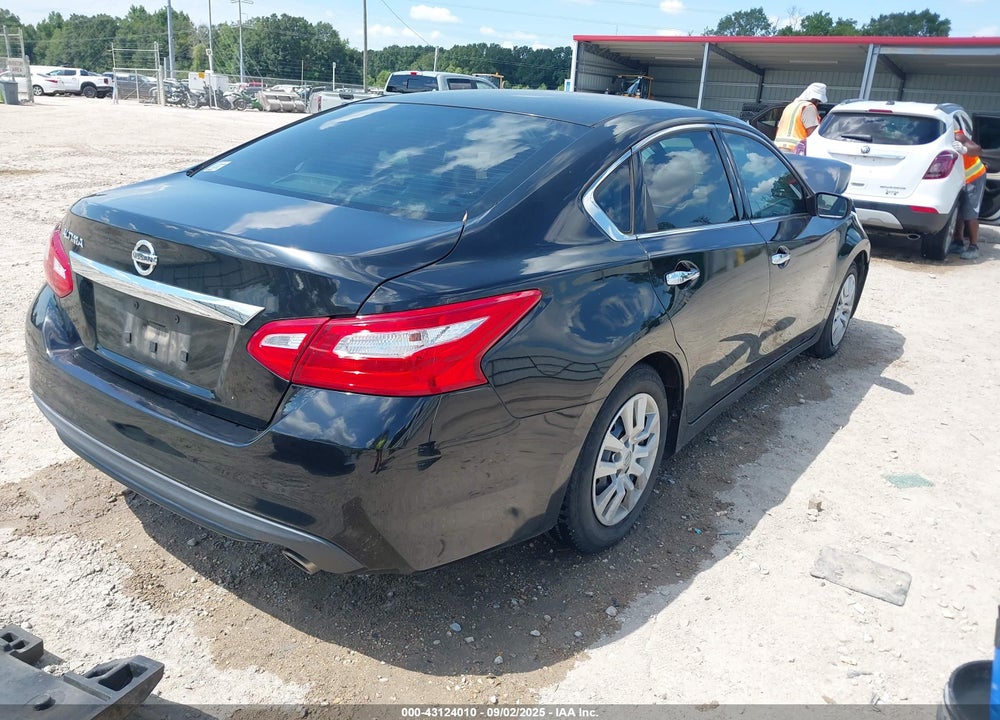 2017 NISSAN ALTIMA VIN: 1N4AL3AP7HN337455