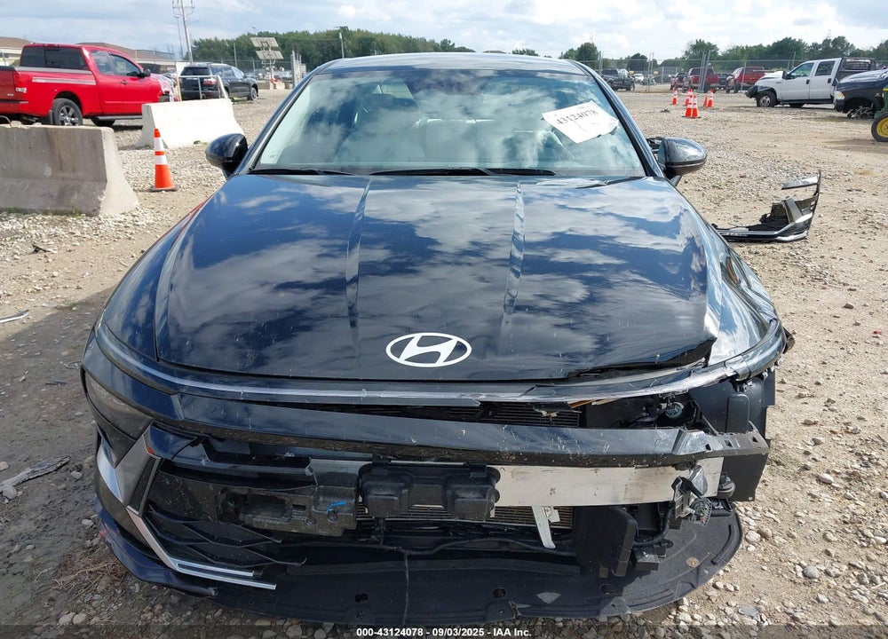 2024 HYUNDAI SONATA VIN: KMHL64JA3RA405976
