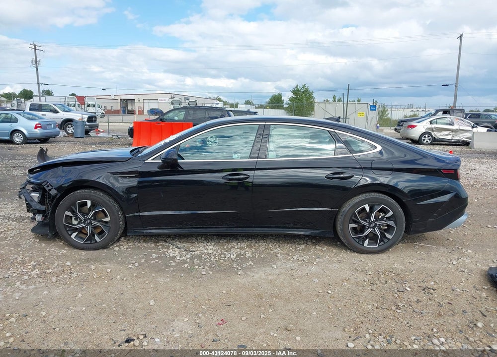 2024 HYUNDAI SONATA VIN: KMHL64JA3RA405976