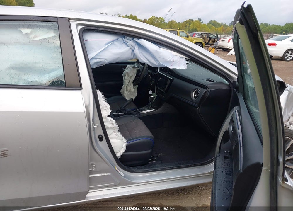 2018 TOYOTA COROLLA VIN: 2T1BURHE9JC020434