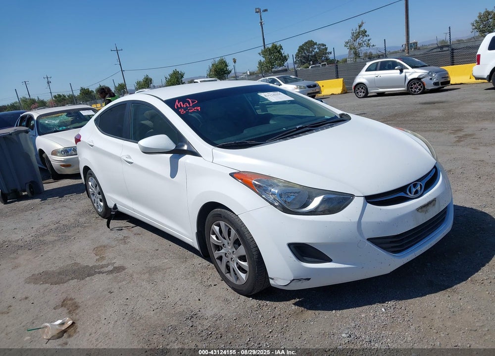 2013 HYUNDAI ELANTRA GLS VIN: 5NPDH4AE1DH225158