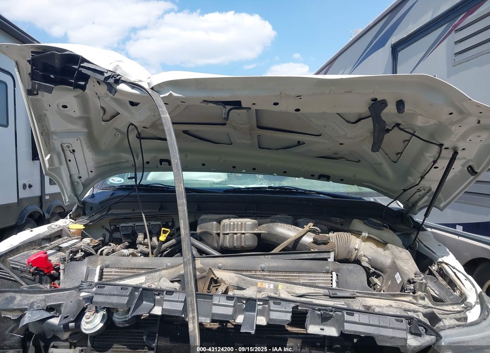 2016 FORD F-350 CHASSIS XL VIN: 1FDRF3H61GEA11033