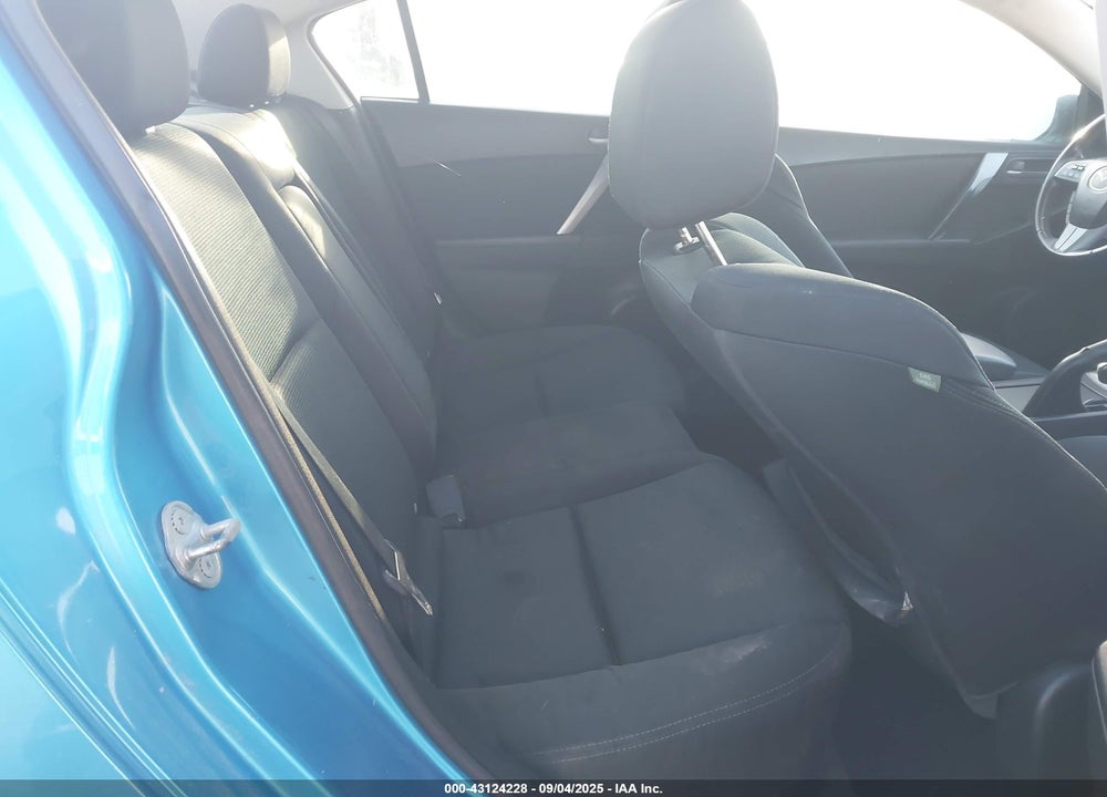 2010 MAZDA 3 S SPORT VIN: JM1BL1S5XA1275434