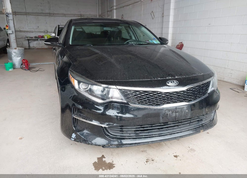 2016 KIA OPTIMA VIN: 5XXGT4L34GG068216
