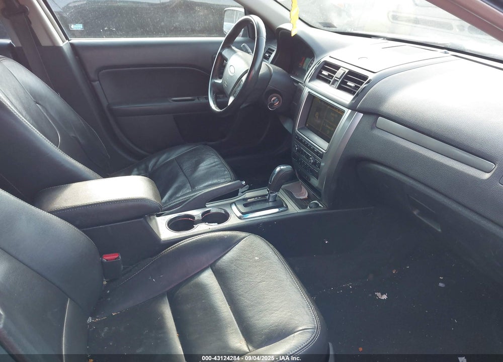 2010 FORD FUSION VIN: 3FADP0L39AR217198