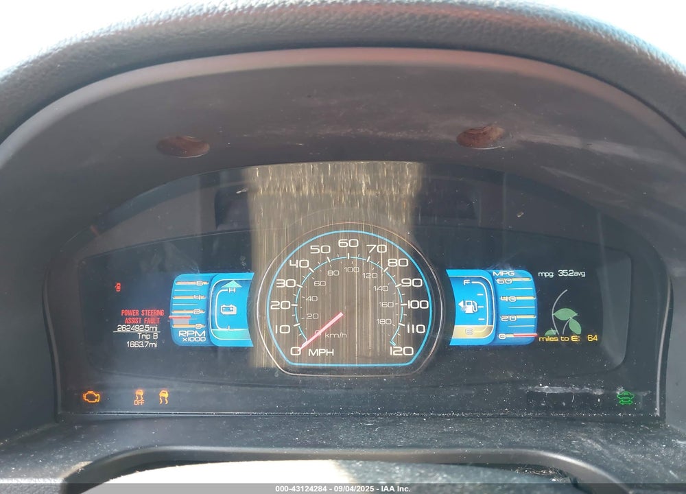 2010 FORD FUSION VIN: 3FADP0L39AR217198