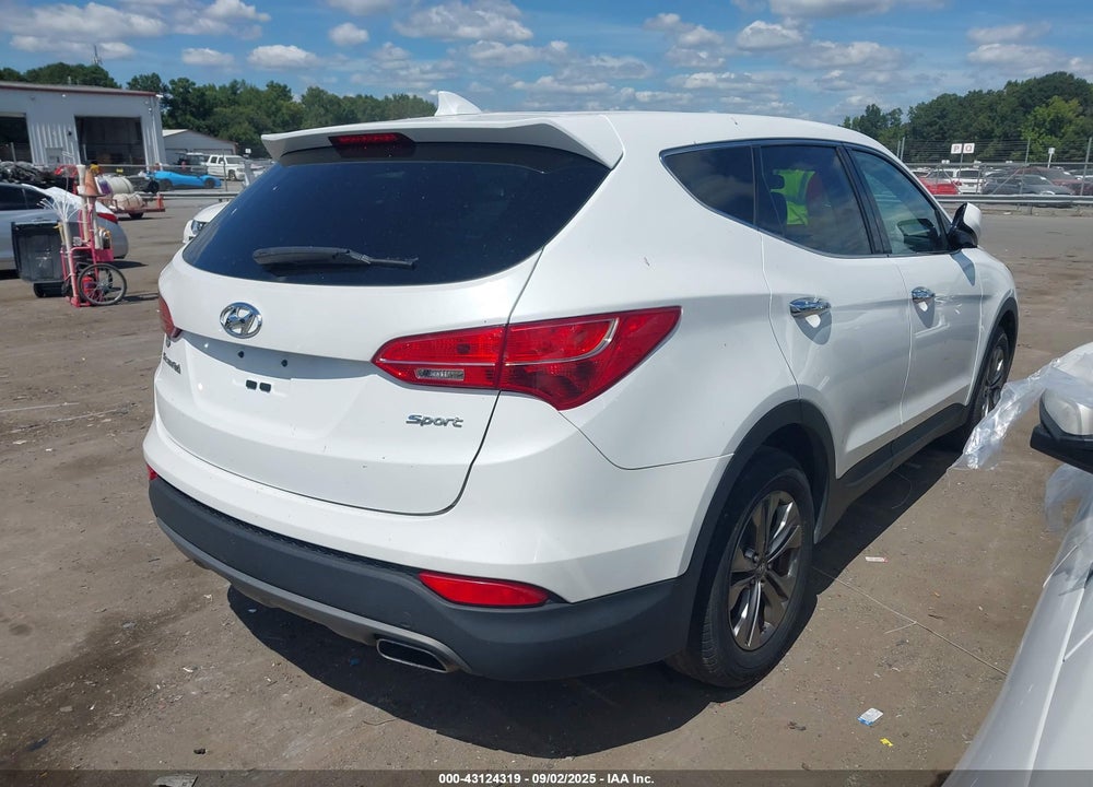 2015 HYUNDAI SANTA FE VIN: 5XYZT3LB3FG302107