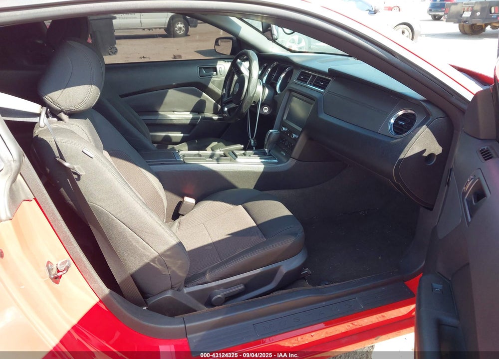 2013 FORD MUSTANG VIN: 1ZVBP8AM0D5280044