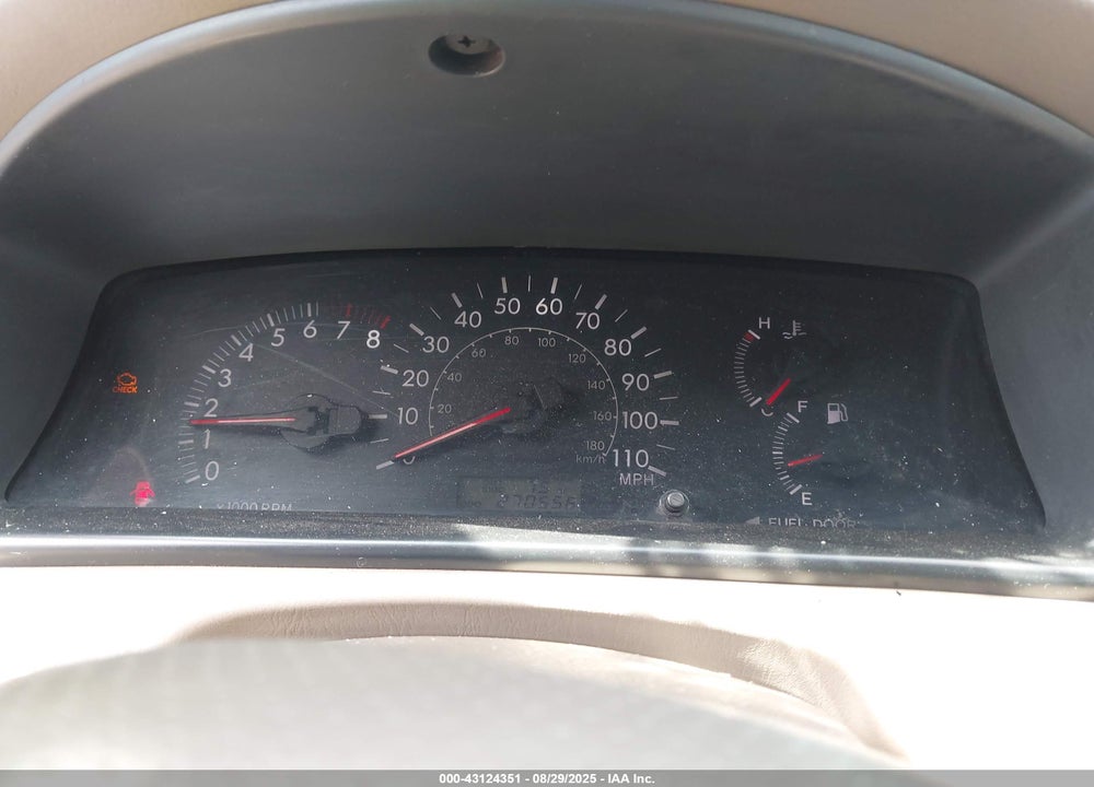 2008 TOYOTA COROLLA VIN: 1NXBR32E78Z009593