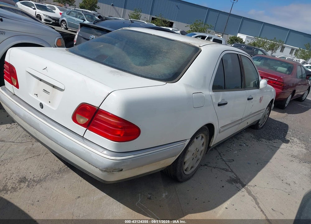 1996 MERCEDES-BENZ E 300D VIN: WDBJF20F9TJ010672