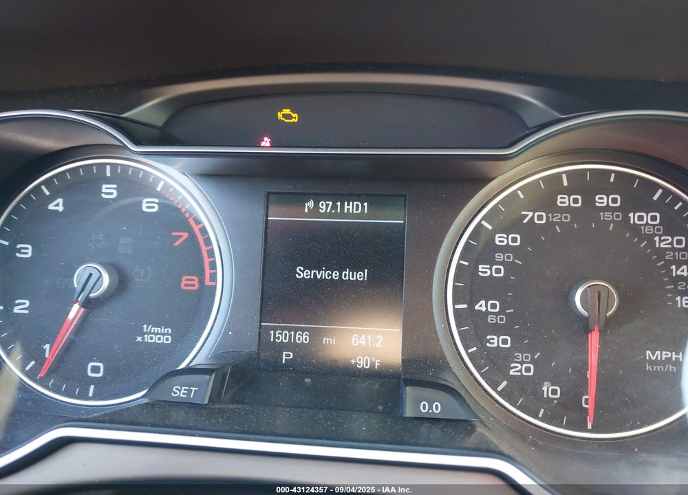 2015 AUDI ALLROAD VIN: WA1TFAFL4FA052103