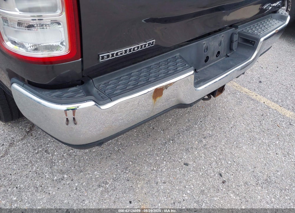 2019 RAM 3500 BIG HORN  4X4 8' BOX VIN: 3C63R3HL5KG610212