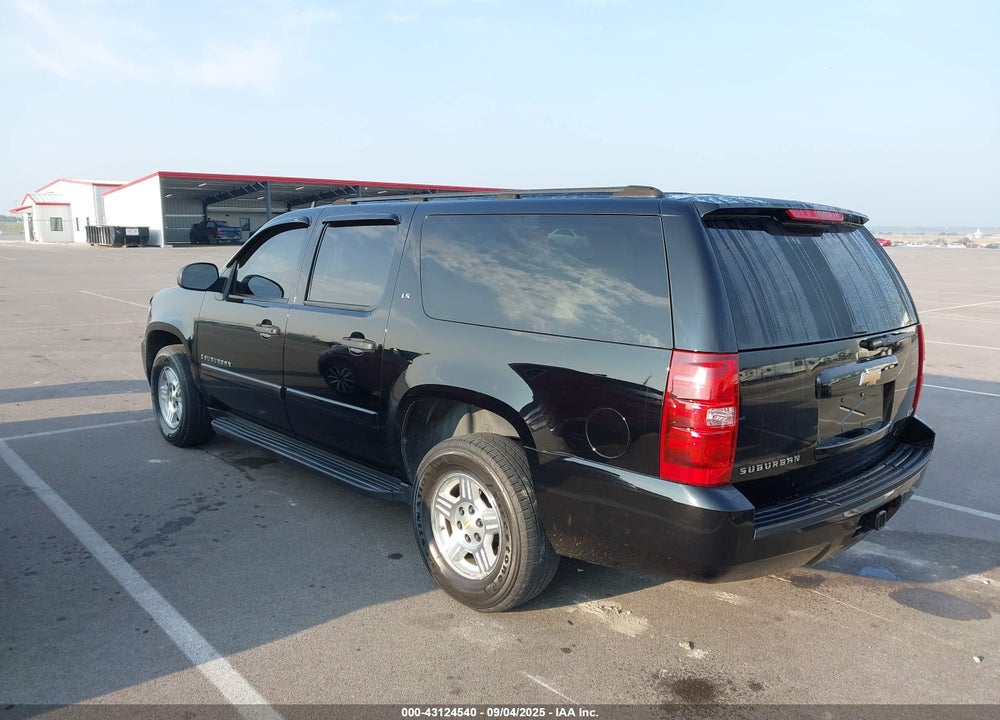 2007 CHEVROLET SUBURBAN 1500 LS VIN: 3GNFC16007G142702