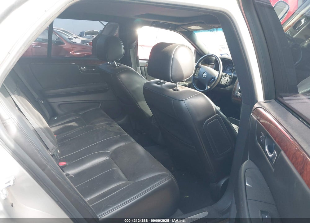 2007 CADILLAC DTS LUXURY I VIN: 1G6KD57Y47U162287