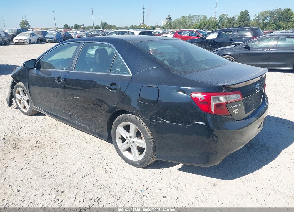2014 TOYOTA CAMRY SE VIN: 4T1BF1FK5EU461891