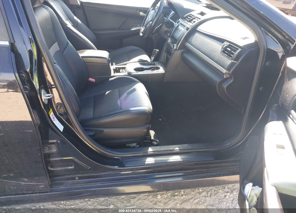 2014 TOYOTA CAMRY SE VIN: 4T1BF1FK5EU461891