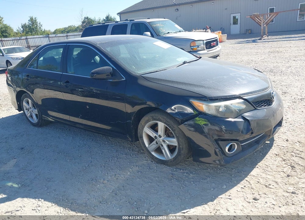 2014 TOYOTA CAMRY SE VIN: 4T1BF1FK5EU461891