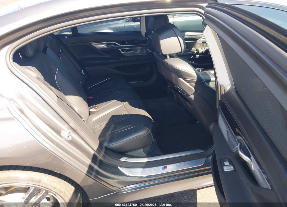 2018 BMW 750I VIN: WBA7F0C57JGM23216