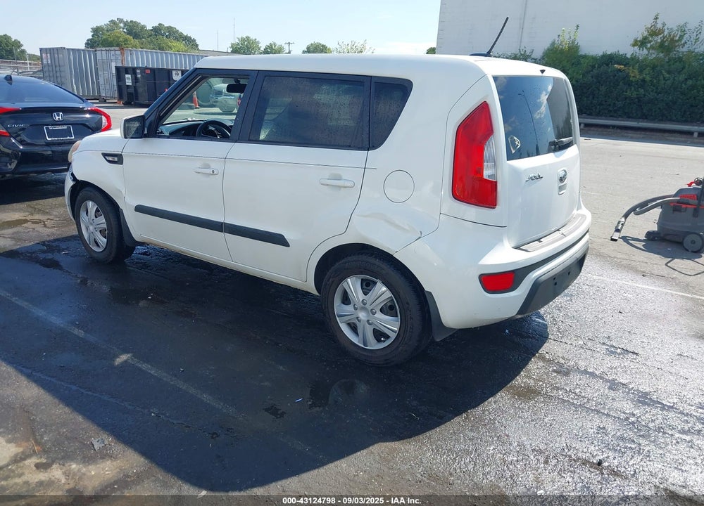 2013 KIA SOUL VIN: KNDJT2A51D7496490