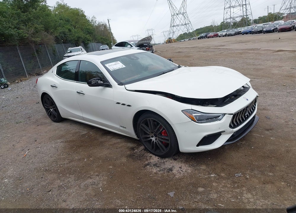 2019 MASERATI GHIBLI S Q4 GRANSPORT VIN: ZAM57YTSXK1313546