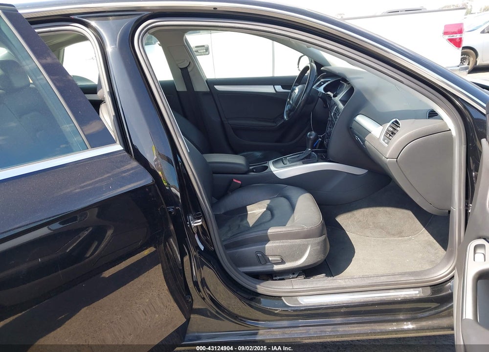 2012 AUDI A4 VIN: WAUAFAFL9CA120269
