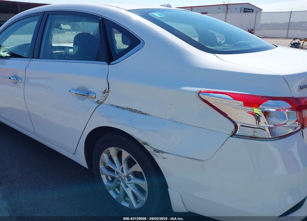 2017 NISSAN SENTRA SV VIN: 3N1AB7APXHY280680