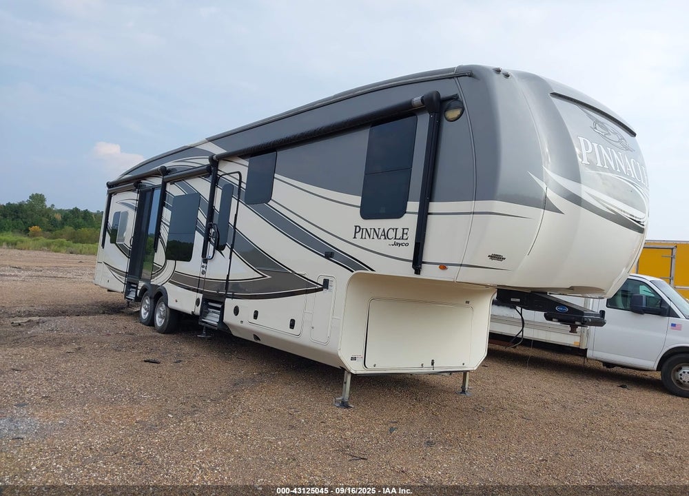 2017 JAYCO 43FT VIN: 1UJCJ0BV9H1RP0051
