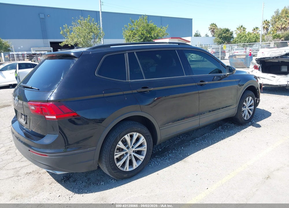 2020 VOLKSWAGEN TIGUAN 2.0T S VIN: 3VV1B7AX3LM135916