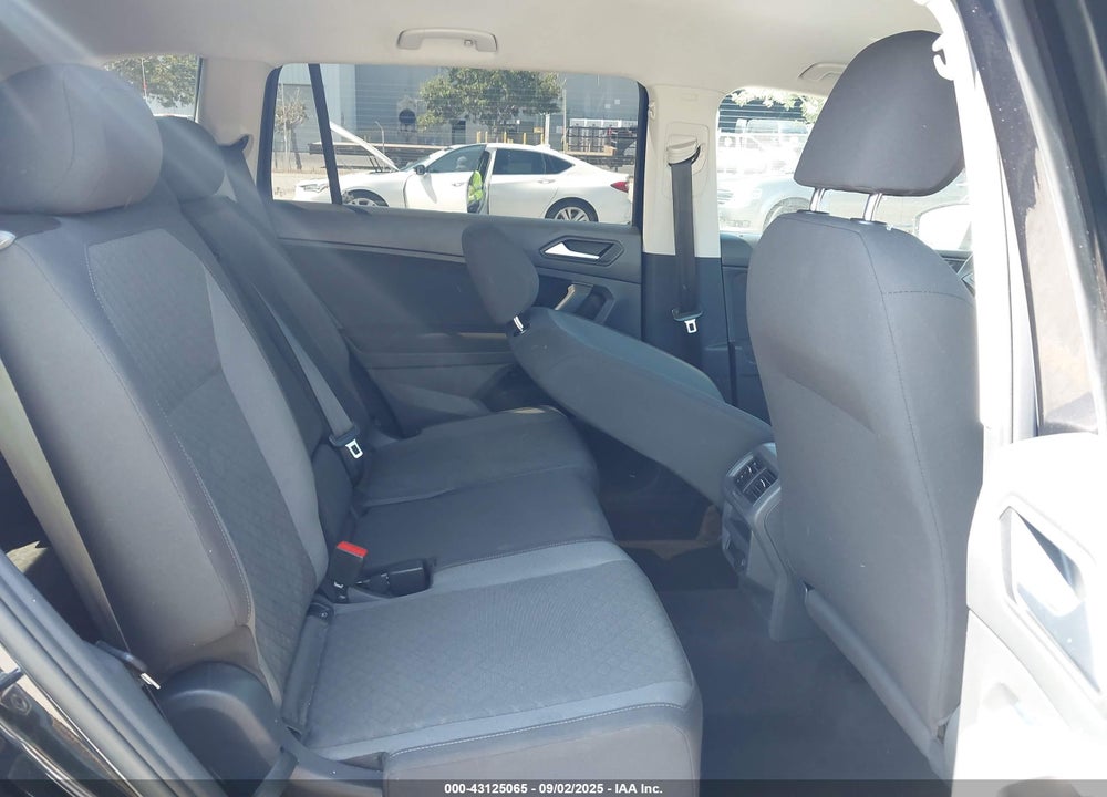 2020 VOLKSWAGEN TIGUAN 2.0T S VIN: 3VV1B7AX3LM135916