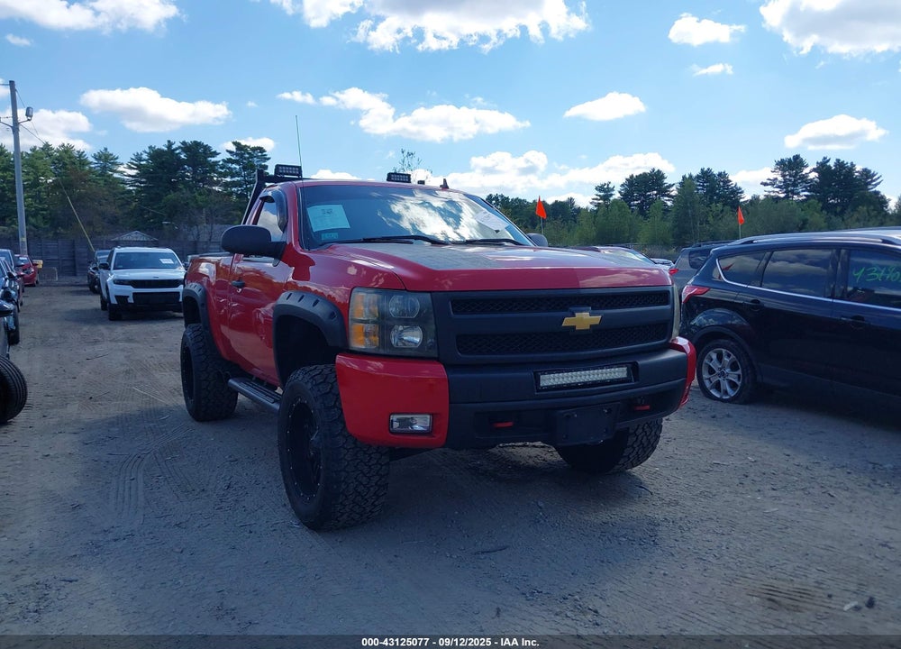 2011 CHEVROLET SILVERADO 1500 WORK TRUCK VIN: 1GCNKPE09BZ262387