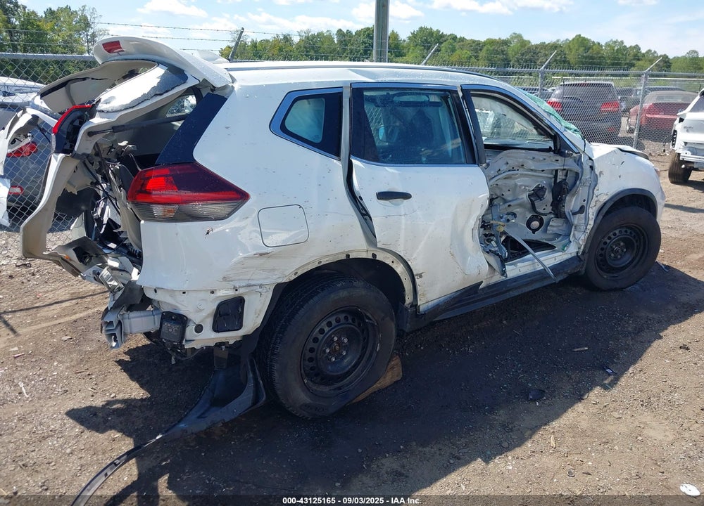 2018 NISSAN ROGUE VIN: KNMAT2MV2JP551133
