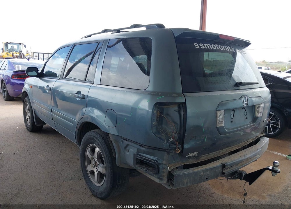 2007 HONDA PILOT EX VIN: 2HKYF18457H515555