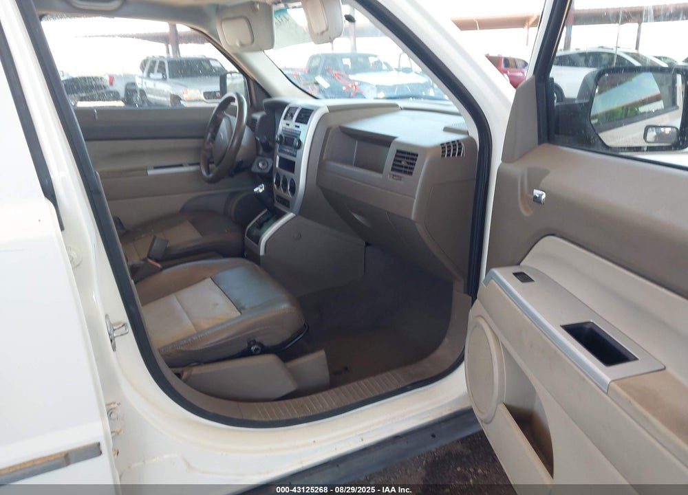 2008 JEEP PATRIOT LIMITED VIN: 1J8FF48W98D540002