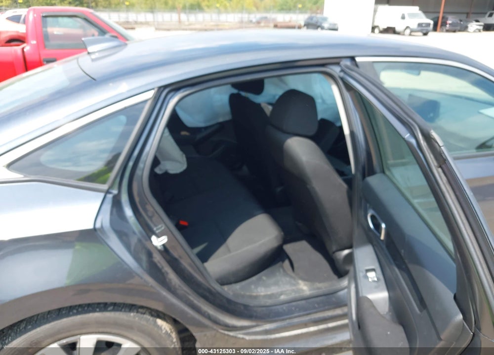 2023 HONDA CIVIC VIN: 2HGFE2F22PH562652