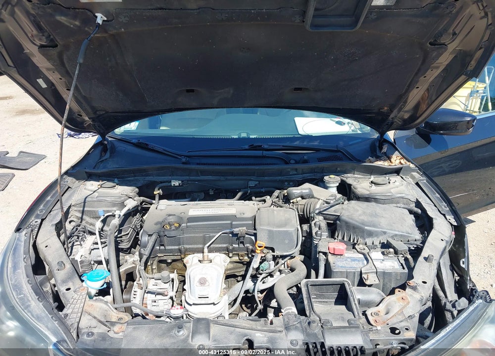 2014 HONDA ACCORD VIN: 1HGCR2F32EA180598