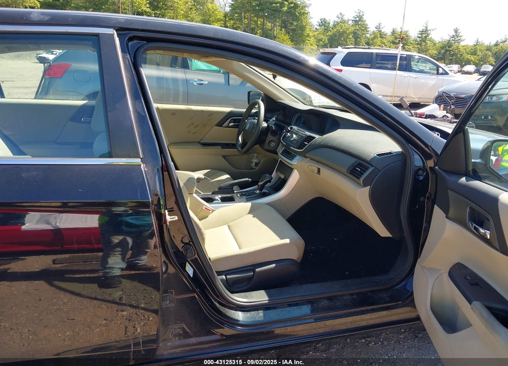 2014 HONDA ACCORD VIN: 1HGCR2F32EA180598