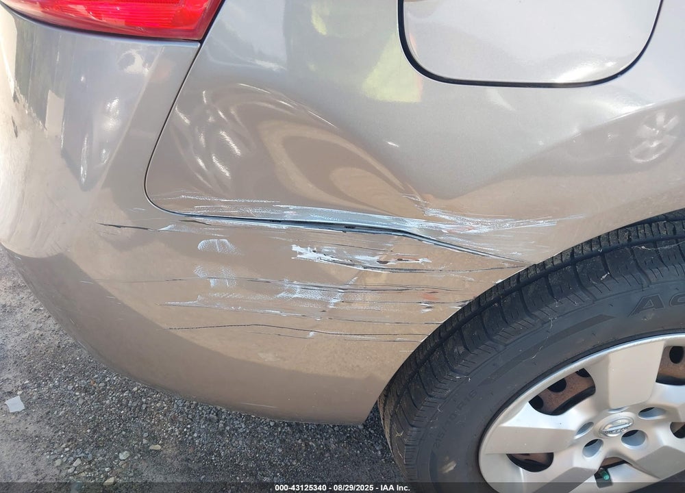 2015 NISSAN ROGUE VIN: JN8AS5MV6FW758985
